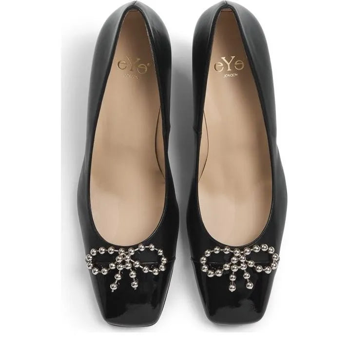 Women's Eye Decorative Trim Leather Court Shoes G 131 - Black